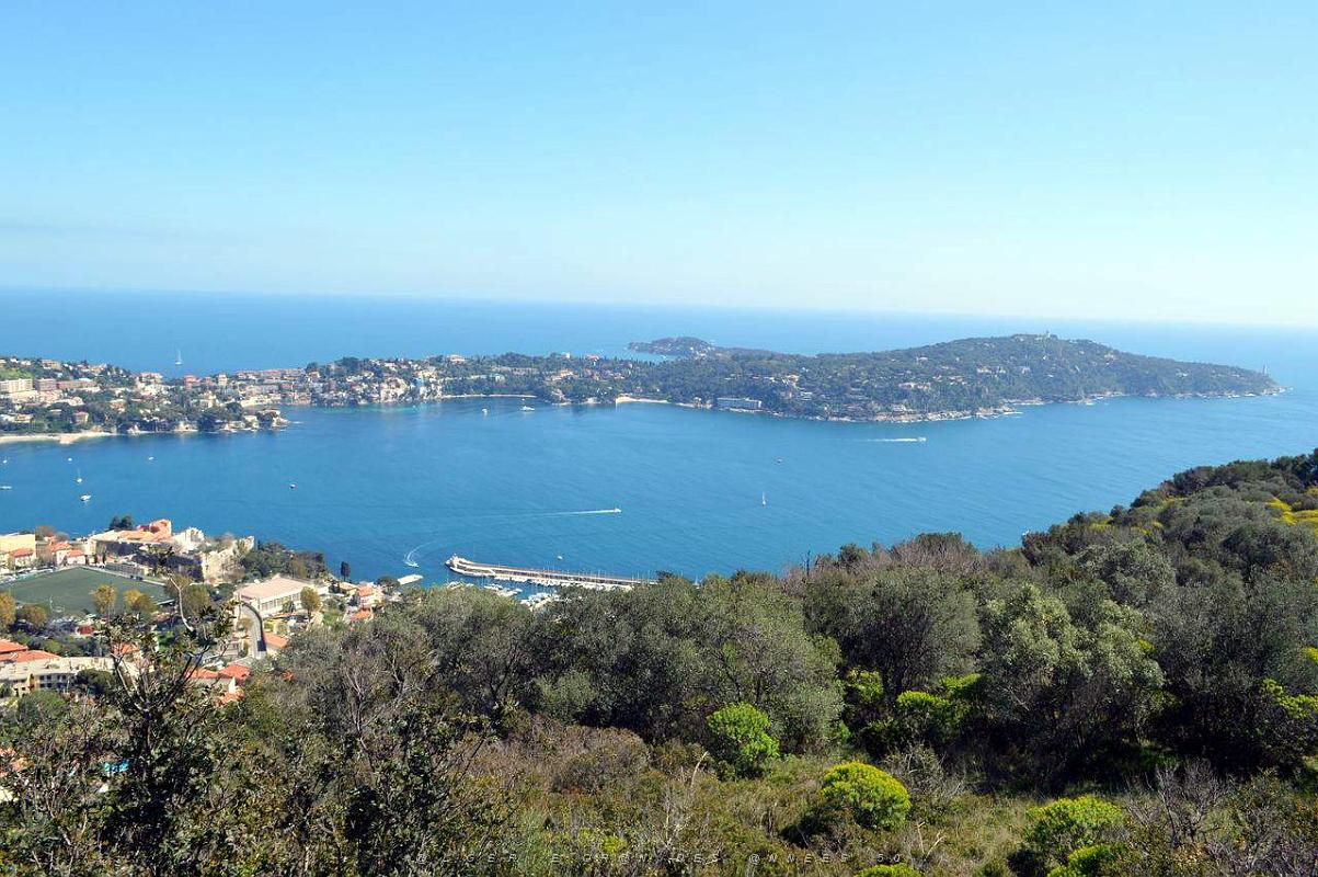 003- St-Jean-Cap-Ferrat vu du Mont Alban.JPG